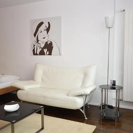 Pabs Residences - Florastrasse 28 Apartment